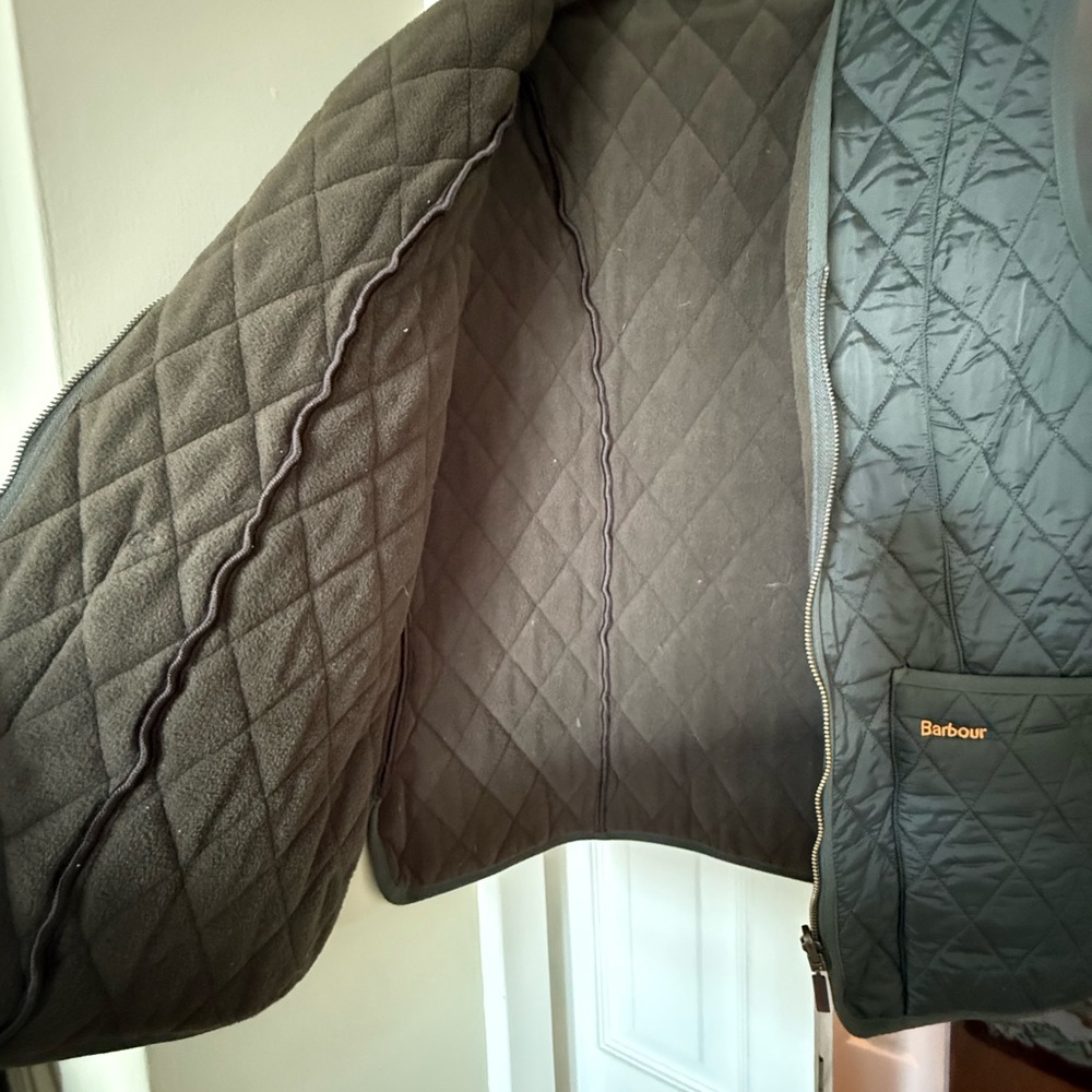 Barbour Quilted Vest in Olive Green Sz. 12 - Picture 4 of 6